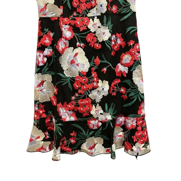 Donna Morgan Sheer Top Embroidered Floral Cocktail Dress Size 6, Pre-Owned - Picture 2 of 8